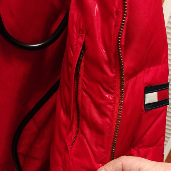 Tommy Hilfifer women's down puffer jacket - Picture 7 of 8